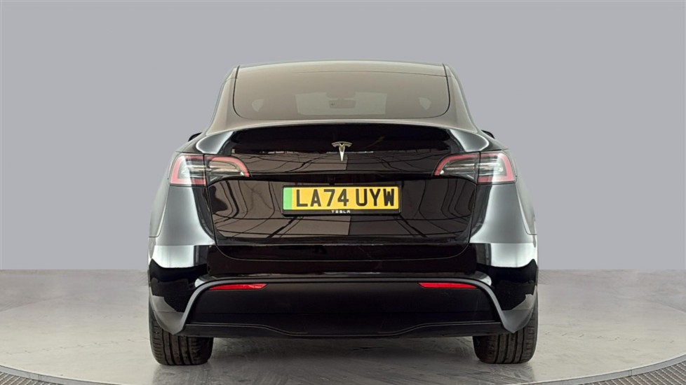 TESLA MODEL Y Image 4