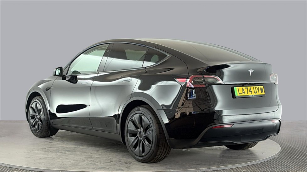 TESLA MODEL Y Image 3