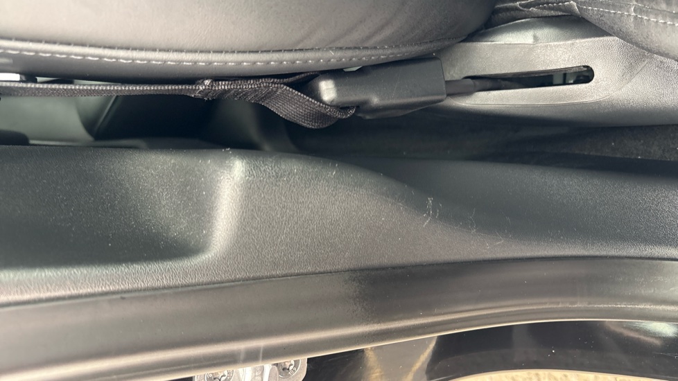 TESLA MODEL 3 Scuff