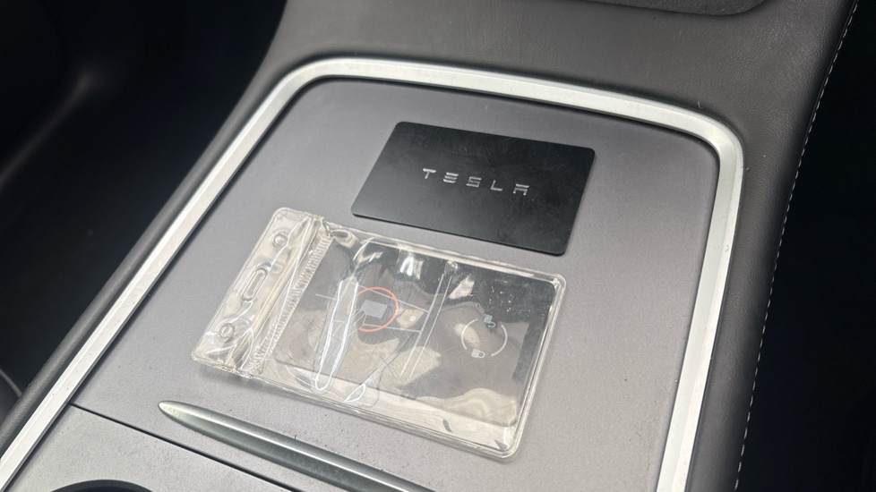 TESLA MODEL Y HATCHBACK Long Range AWD 5dr Auto