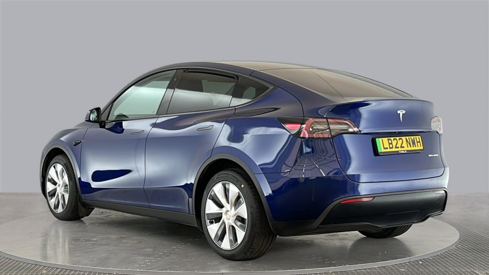 TESLA MODEL Y Image 3