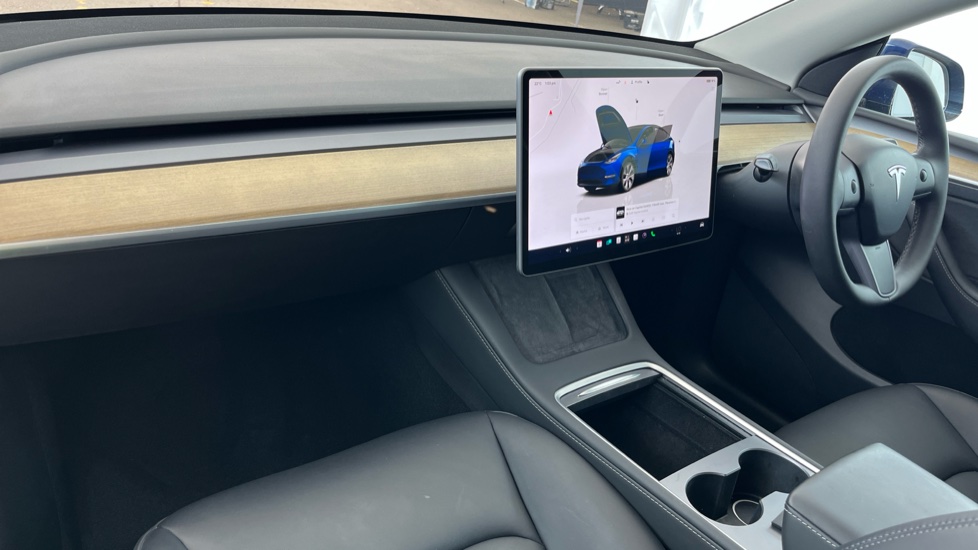 TESLA MODEL Y Image 10