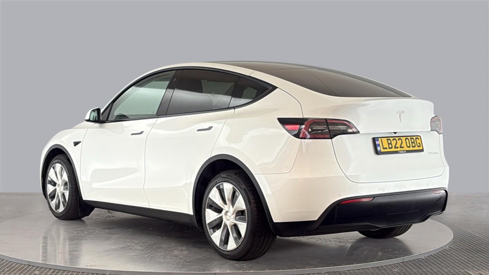 TESLA MODEL Y Image 3