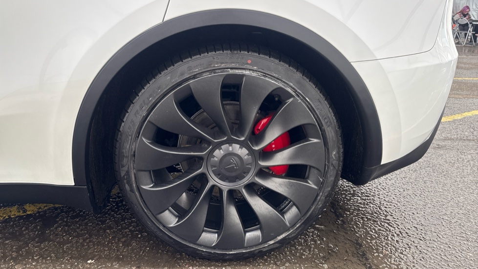 TESLA MODEL Y HATCHBACK Performance AWD 5dr Auto