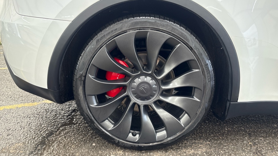 TESLA MODEL Y HATCHBACK Performance AWD 5dr Auto