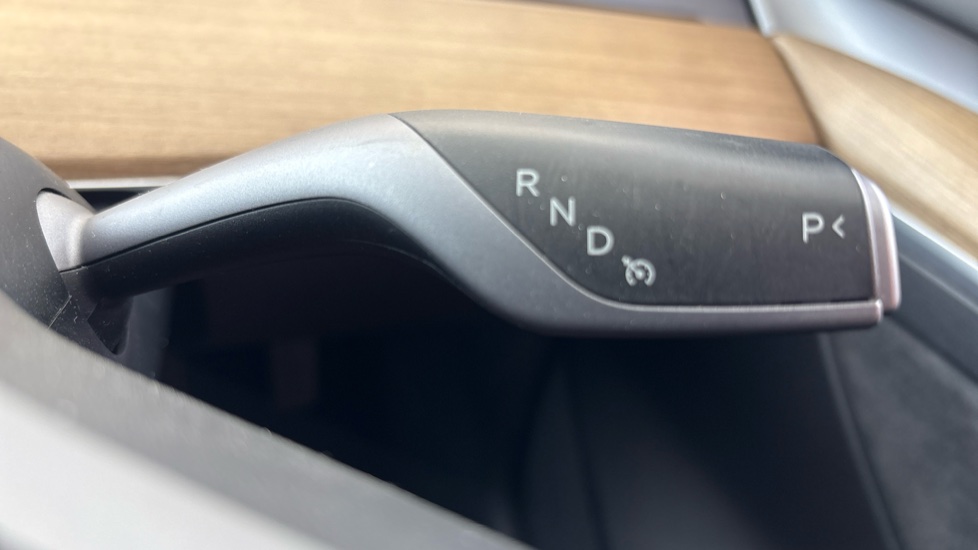 TESLA MODEL 3 cruise control