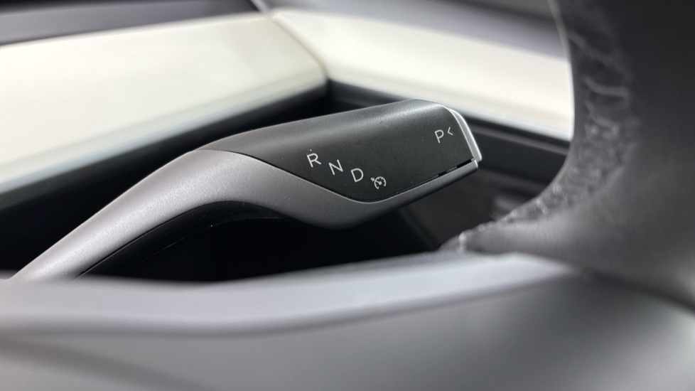 TESLA MODEL Y HATCHBACK Long Range AWD 5dr Auto