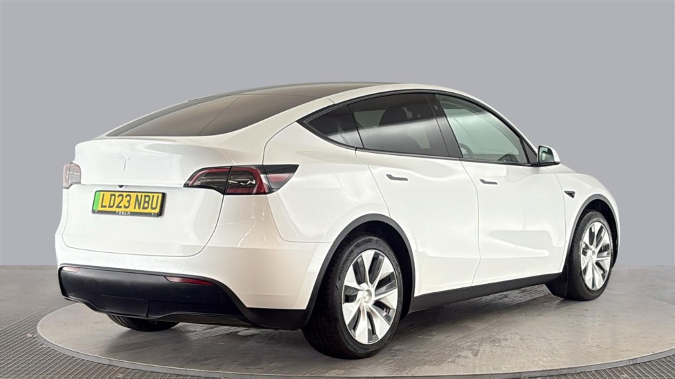 TESLA MODEL Y HATCHBACK RWD 5dr Auto