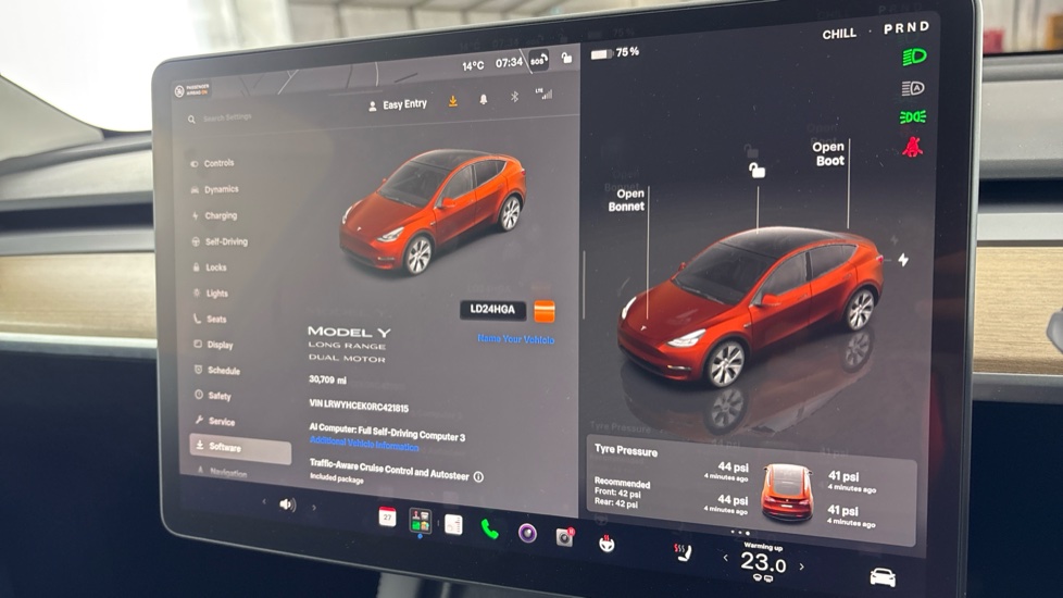 TESLA MODEL Y HATCHBACK Long Range AWD 5dr Auto