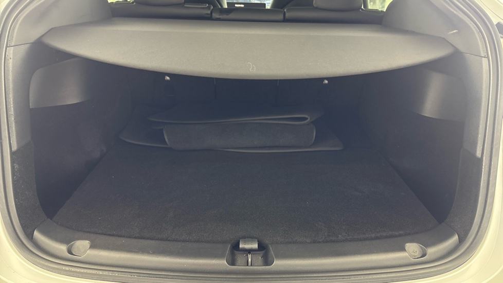 TESLA MODEL Y HATCHBACK Long Range AWD 5dr Auto