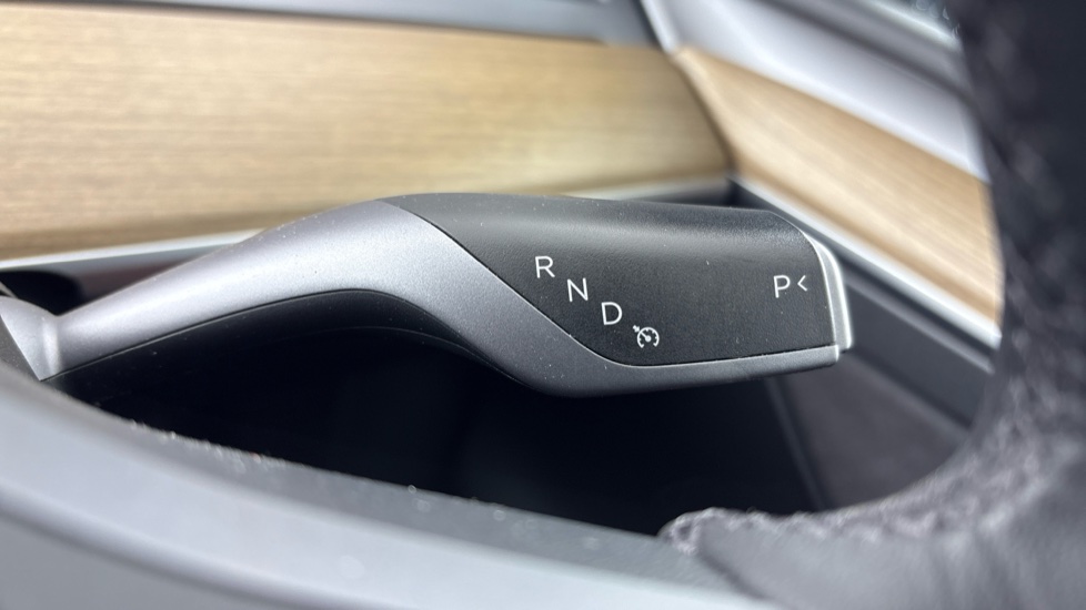 TESLA MODEL Y HATCHBACK Long Range AWD 5dr Auto