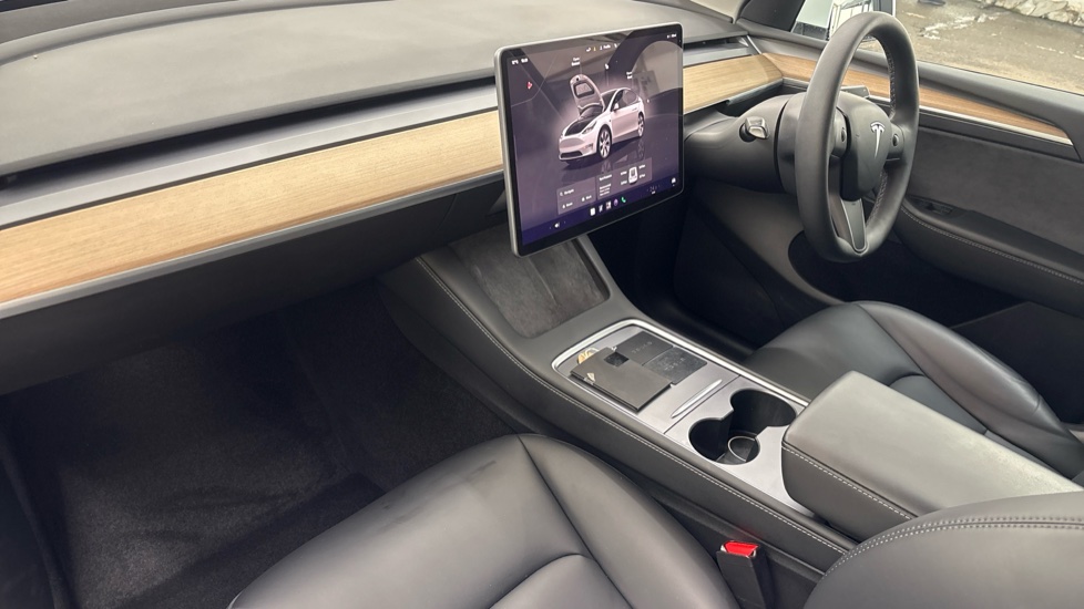 TESLA MODEL Y HATCHBACK Long Range AWD 5dr Auto