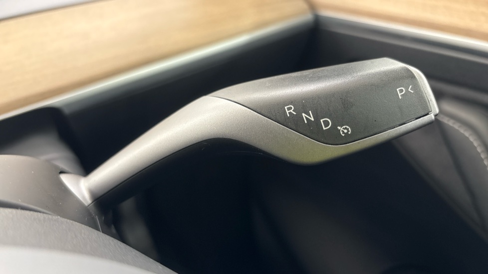TESLA MODEL Y HATCHBACK Long Range AWD 5dr Auto