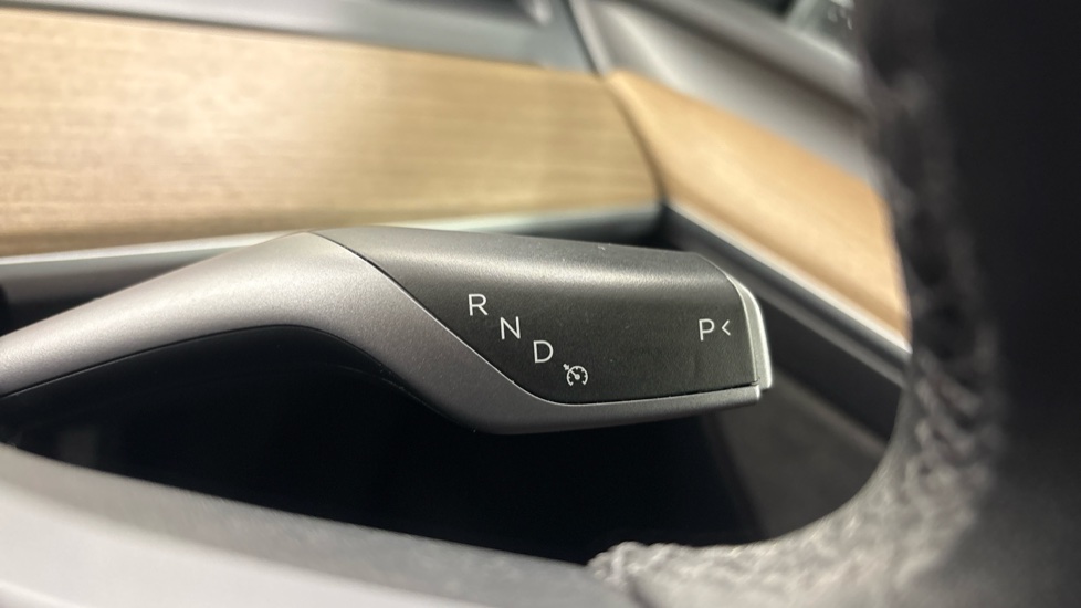 TESLA MODEL Y HATCHBACK Long Range AWD 5dr Auto