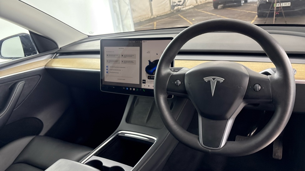 TESLA MODEL Y HATCHBACK Long Range AWD 5dr Auto