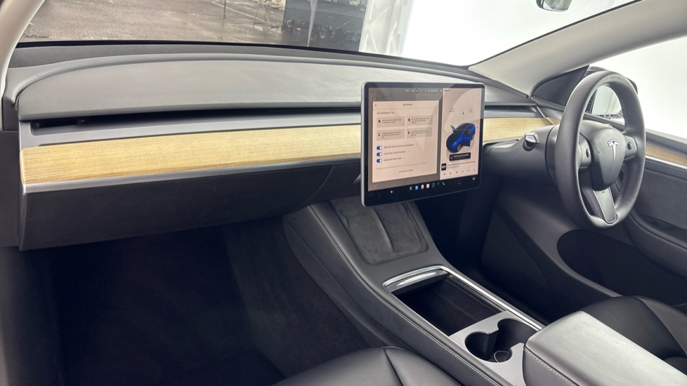 TESLA MODEL Y HATCHBACK Long Range AWD 5dr Auto