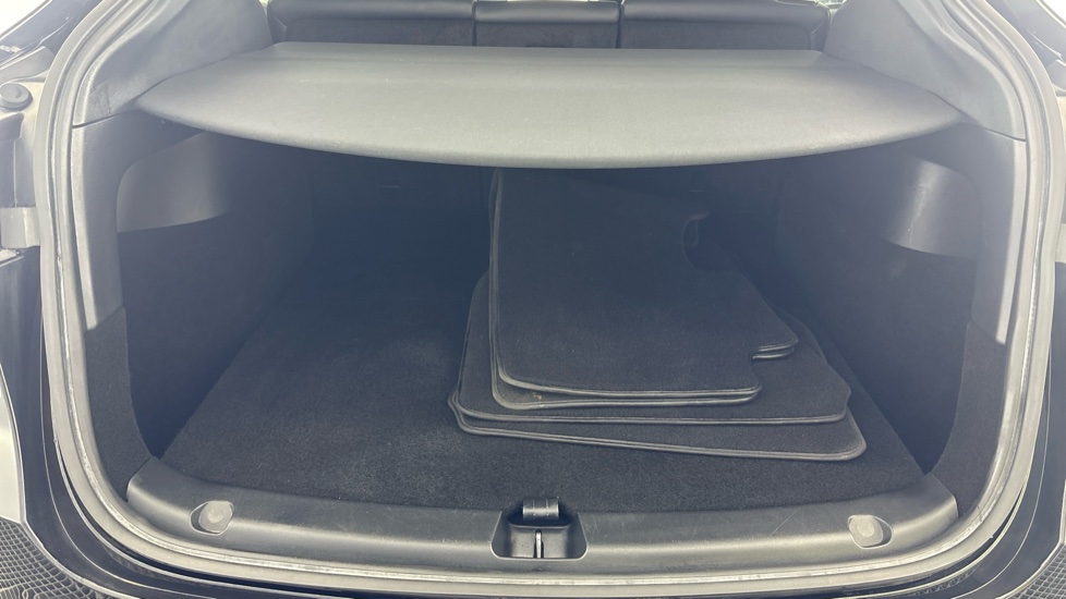 TESLA MODEL Y HATCHBACK Long Range AWD 5dr Auto