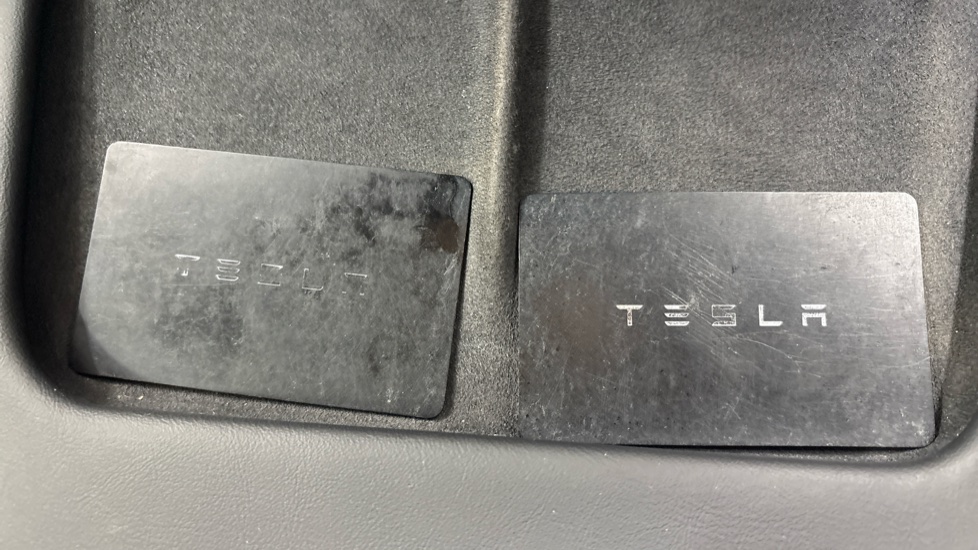 TESLA MODEL Y HATCHBACK Long Range AWD 5dr Auto