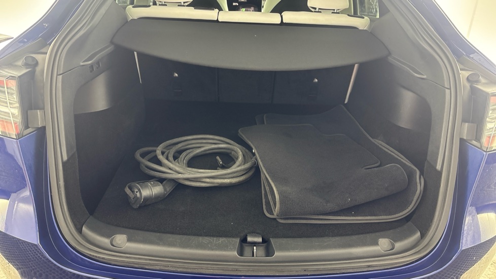 TESLA MODEL Y HATCHBACK Long Range AWD 5dr Auto