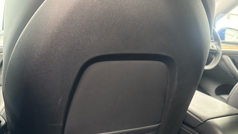 TESLA MODEL Y HATCHBACK RWD 5dr Auto