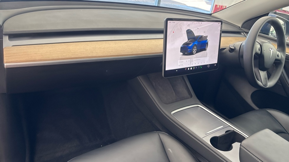 TESLA MODEL Y HATCHBACK RWD 5dr Auto