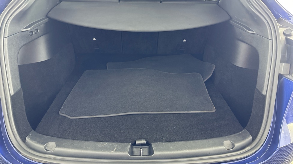 TESLA MODEL Y HATCHBACK Long Range AWD 5dr Auto