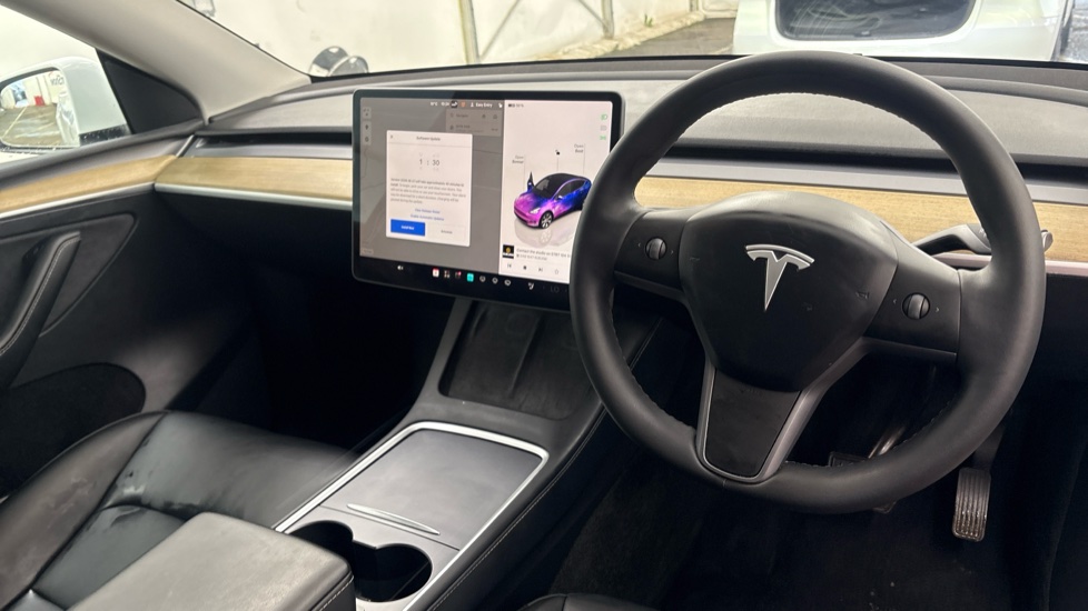 TESLA MODEL Y HATCHBACK Long Range AWD 5dr Auto