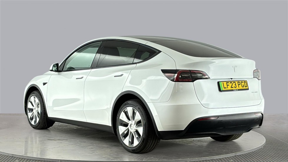 TESLA MODEL Y Image 3