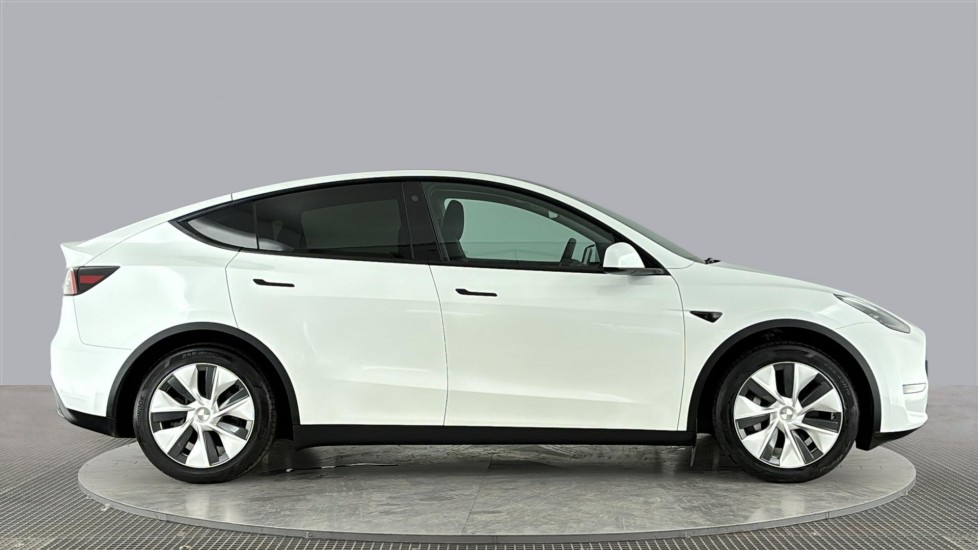 TESLA MODEL Y Image 6