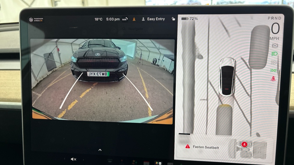 TESLA MODEL Y reverse camera