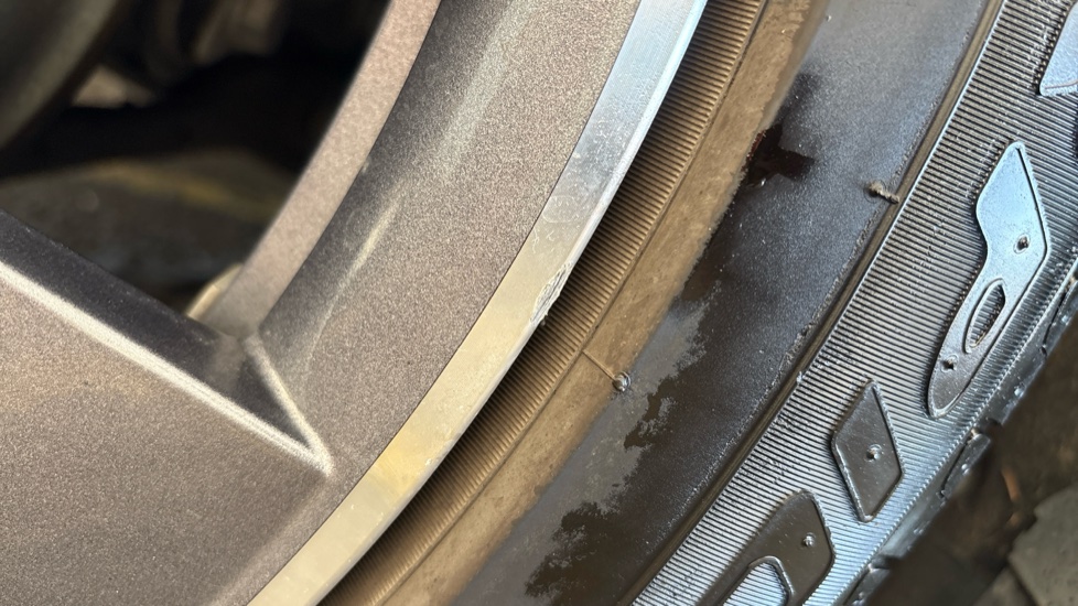 SKODA ENYAQ Scuff
