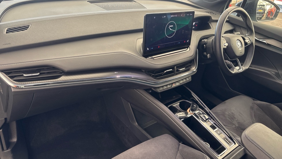 SKODA ENYAQ Image 10