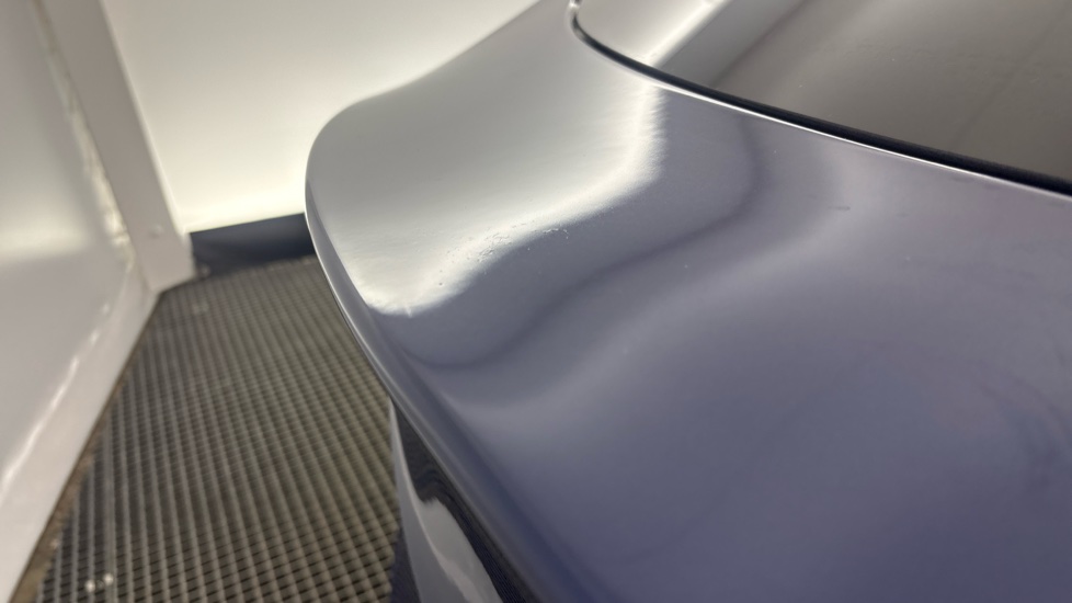 TESLA MODEL Y imperfection