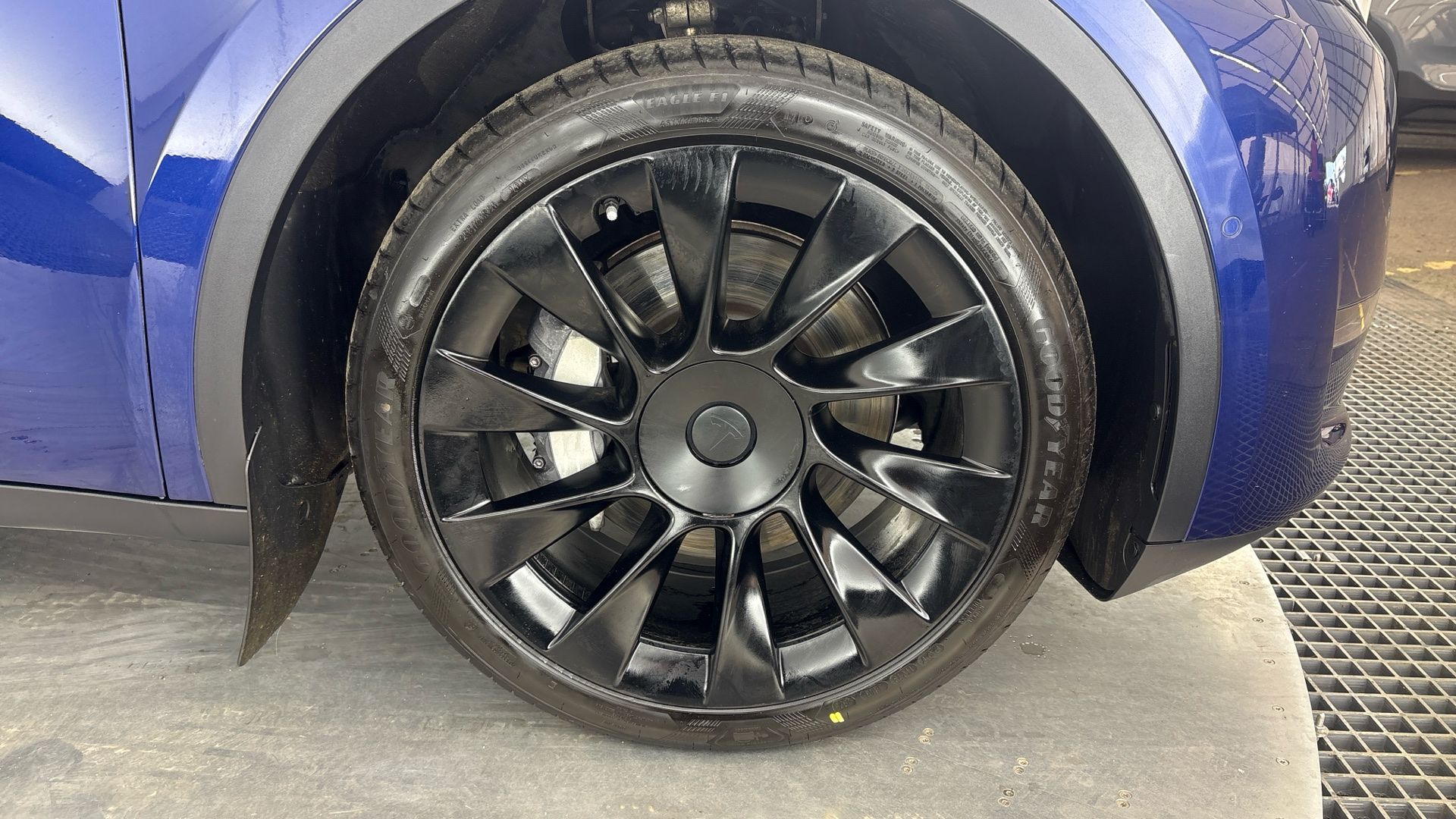 TESLA MODEL Y MODEL Y HATCHBACK Long Range AWD 5dr Auto