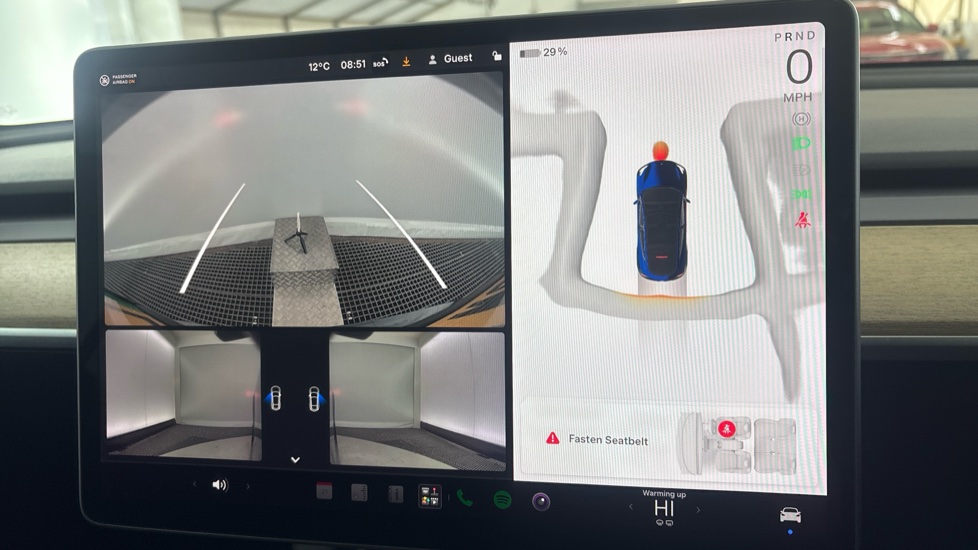 TESLA MODEL Y reverse camera