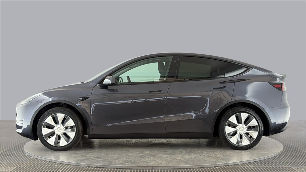 TESLA MODEL Y Image 2