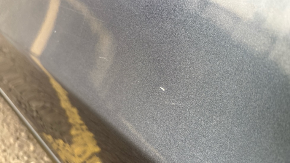 TESLA MODEL Y HATCHBACK RWD 5dr Auto
