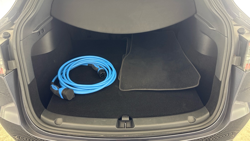 TESLA MODEL Y HATCHBACK RWD 5dr Auto