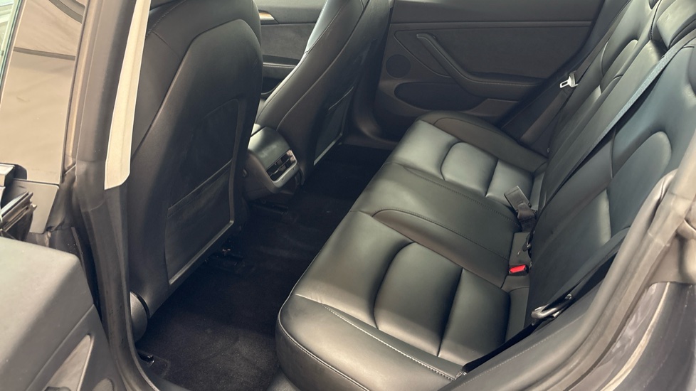 TESLA MODEL 3 SALOON Long Range RWD 4dr Auto