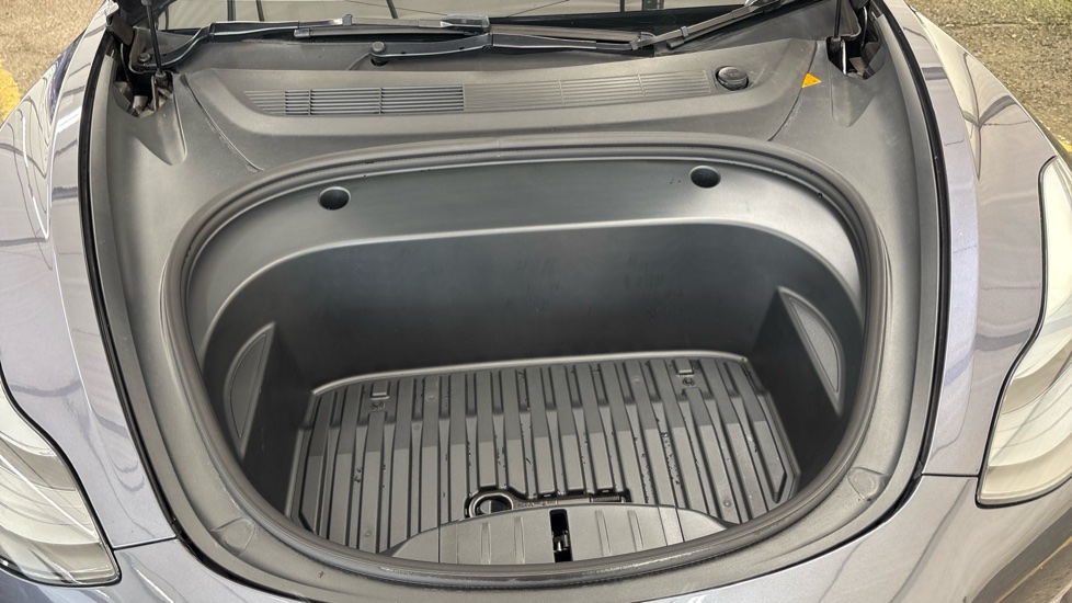 TESLA MODEL 3 SALOON Long Range RWD 4dr Auto