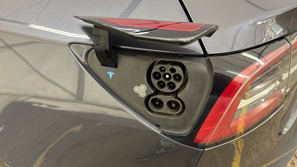 TESLA MODEL 3 SALOON Long Range RWD 4dr Auto