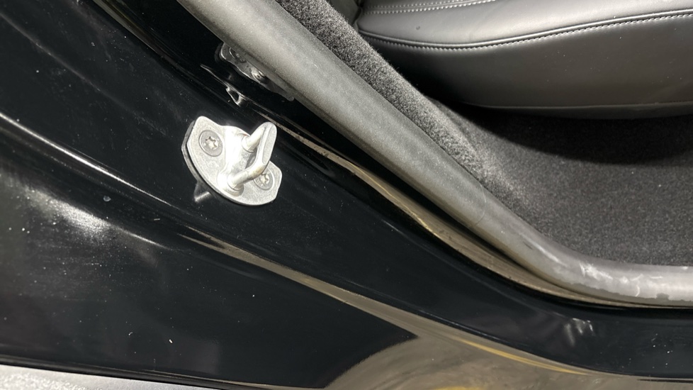 TESLA MODEL Y HATCHBACK Long Range AWD 5dr Auto