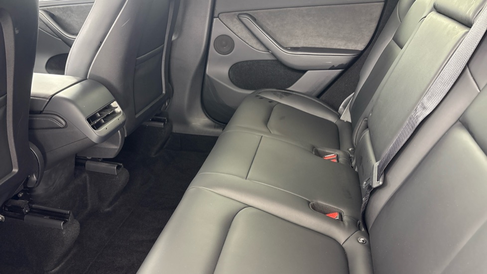 TESLA MODEL Y HATCHBACK Long Range AWD 5dr Auto