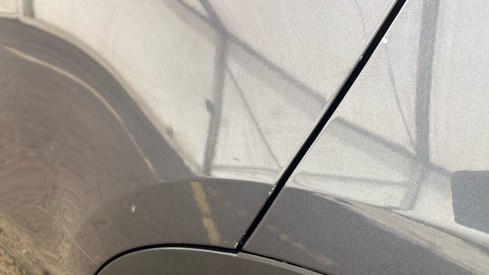 TESLA MODEL Y HATCHBACK Long Range AWD 5dr Auto