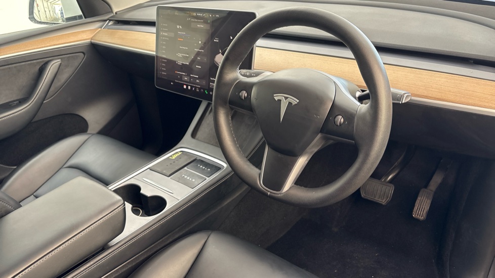 TESLA MODEL Y HATCHBACK Long Range AWD 5dr Auto