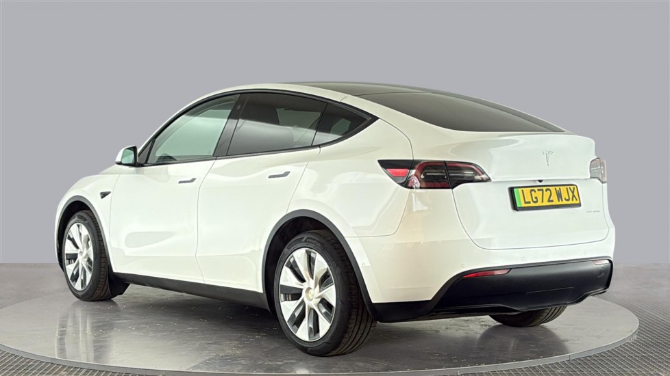 TESLA MODEL Y Image 3