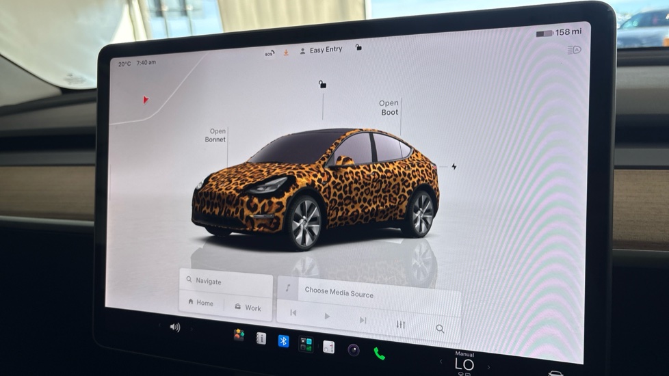 TESLA MODEL Y Image 13
