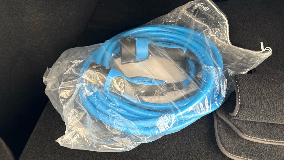 TESLA MODEL Y Image 22