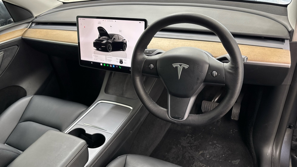 TESLA MODEL Y HATCHBACK Long Range AWD 5dr Auto