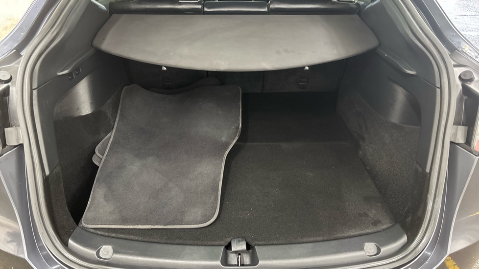 TESLA MODEL Y HATCHBACK Long Range AWD 5dr Auto